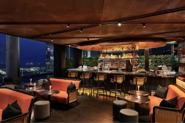 rooftop bars in singapore - vue al fresco spritz bar