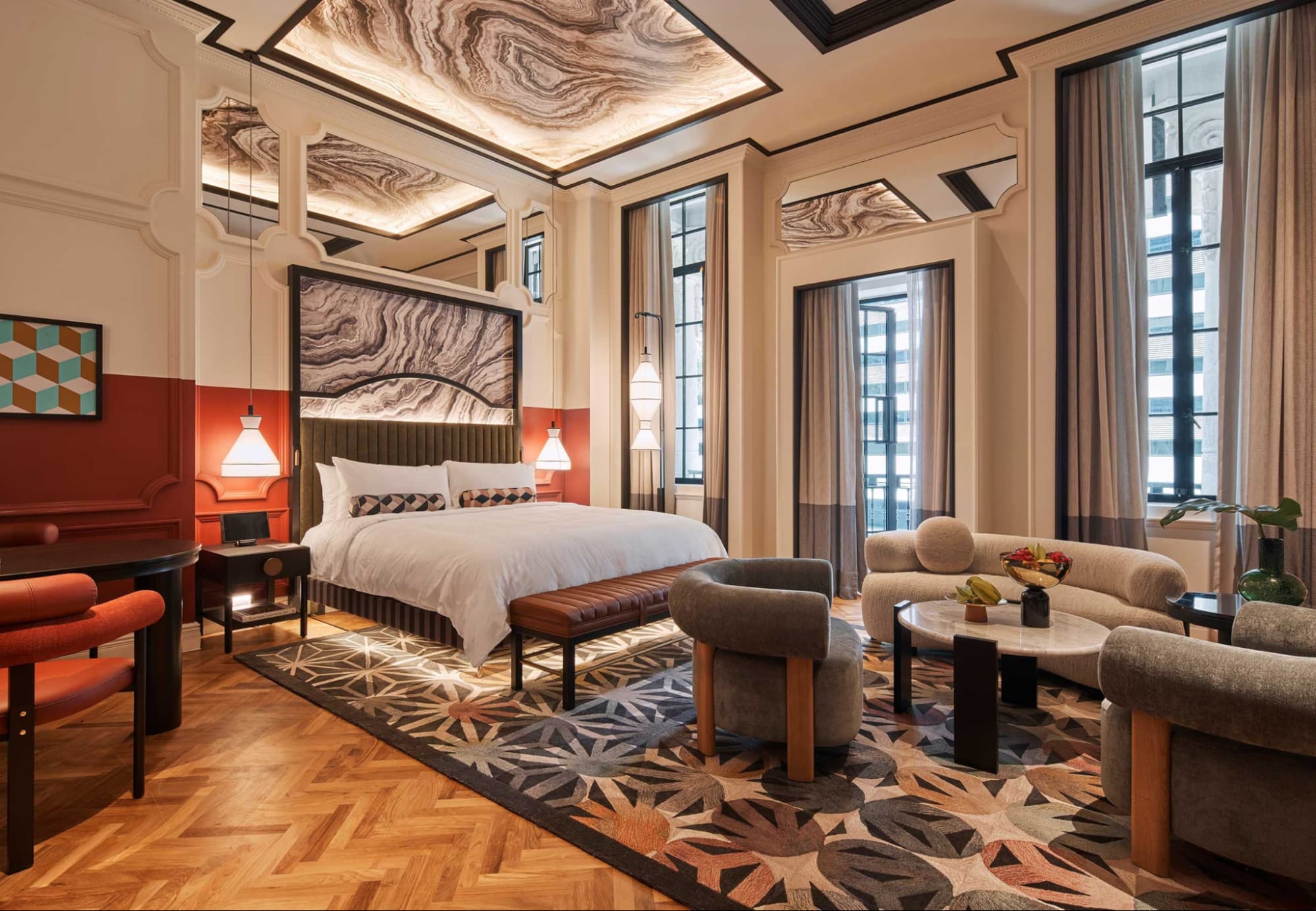 Romantic Hotels QT Singapore