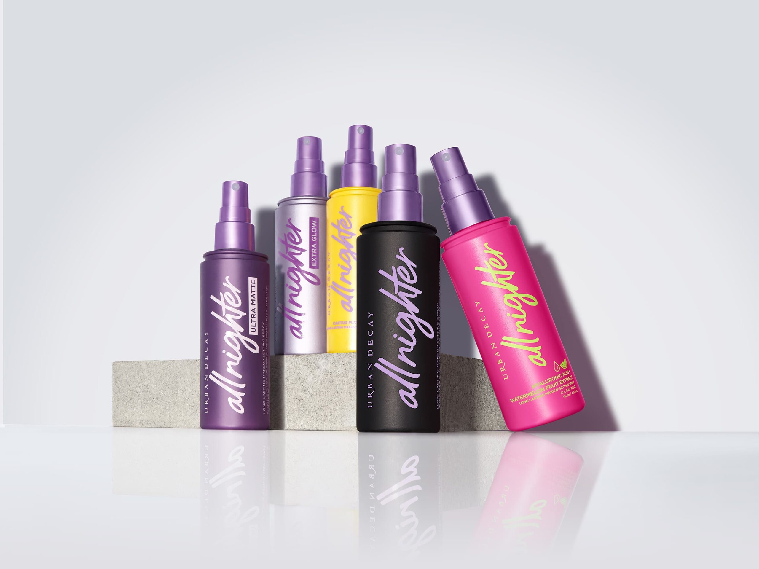 Urban Decay All Nighter Setting Spray Groupshot