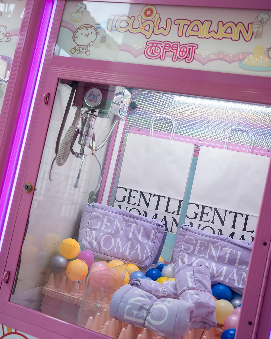 Luxury Claw Machine